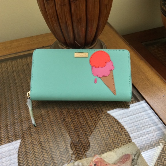 kate spade Handbags - Kate Spade Wallet
